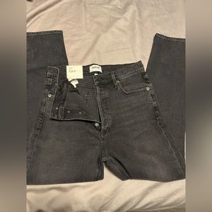 Agolde Nico High Rise Slim Fit in Vurtue